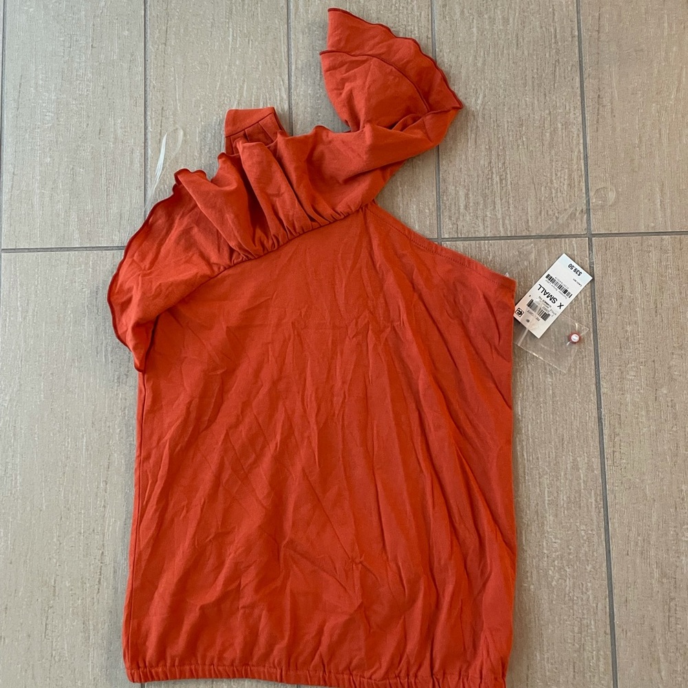 Orange top